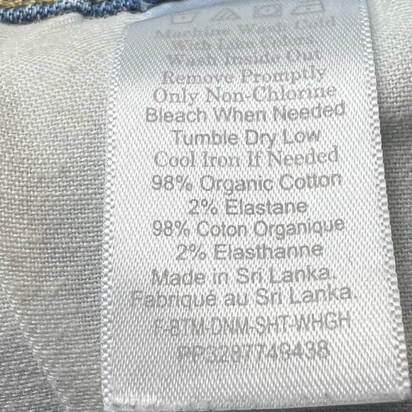 Everlane Way High Rise Raw Hem Denim Short Size 27 - Picture 7 of 11